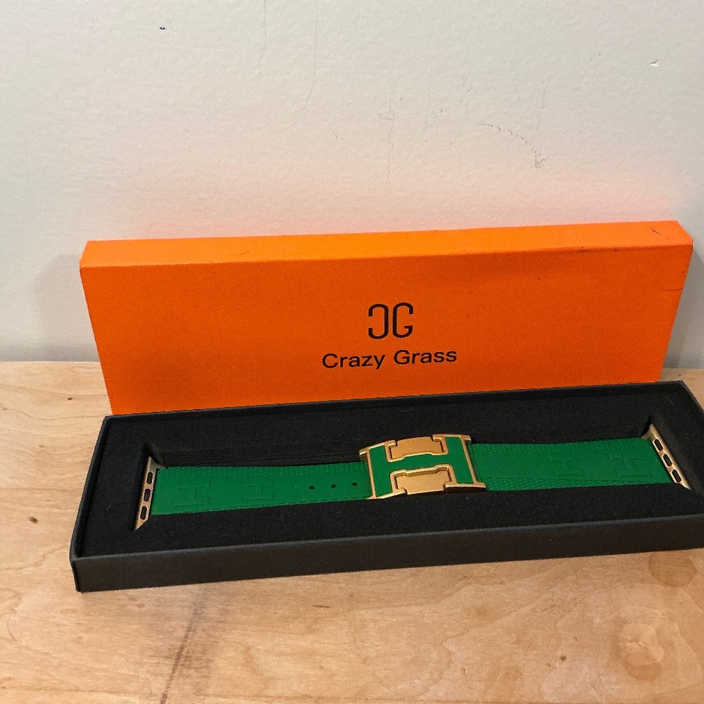 Crazy Grass magnetic watch band Green Gold tone